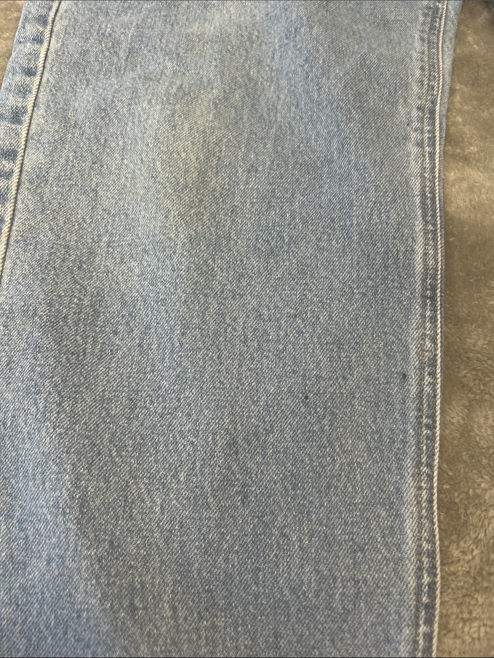 Carhartt B17 Relaxed Fit Tapered Jeans Mens 34x27 Light Wash Workwear Denim - Picture 13 of 15